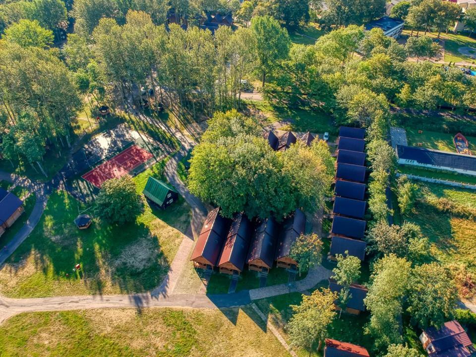 הוילה Władysławowo Osrodek Wypoczynkowy Neptun מראה חיצוני תמונה